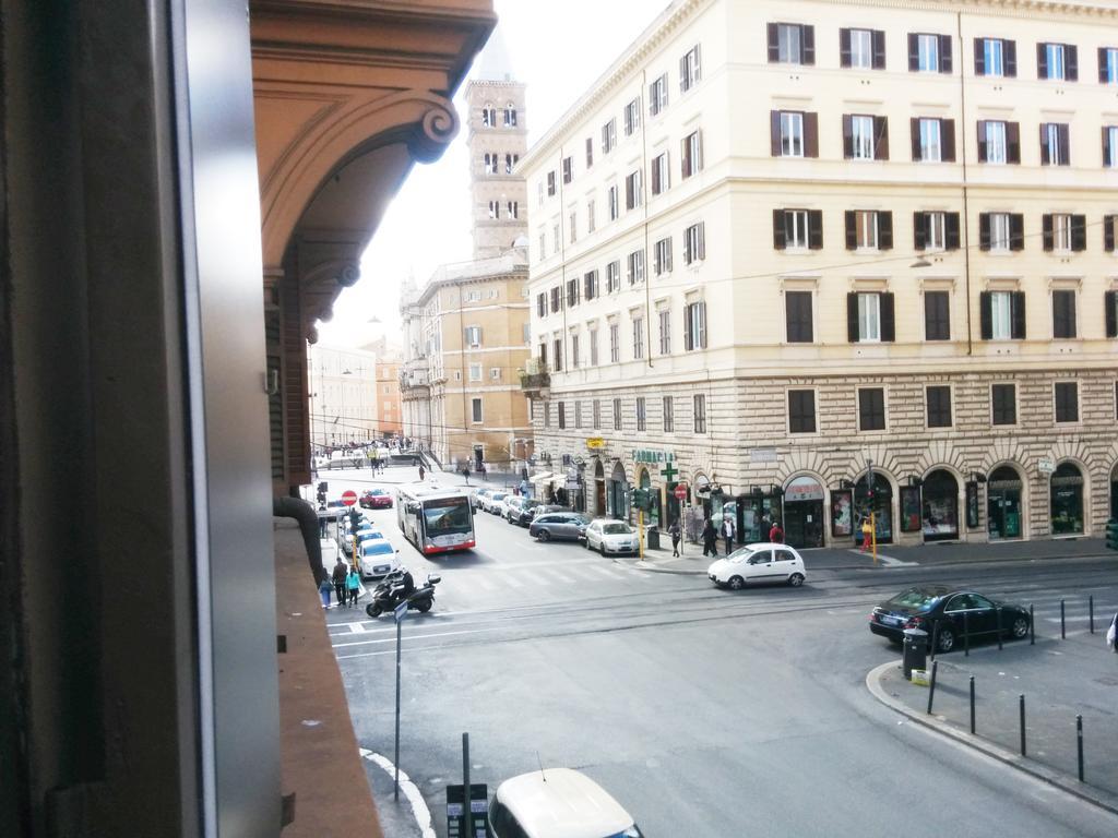 Ad Hoc Guest House Rome Bilik gambar